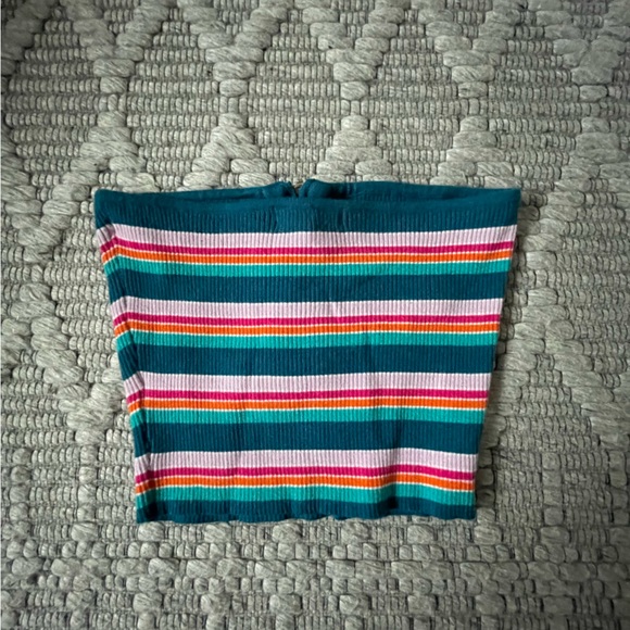 Kendall and Kyle tube top - Picture 2 of 3